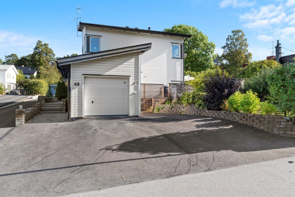 Byte av takpapp på verkstad. Hovås Askim